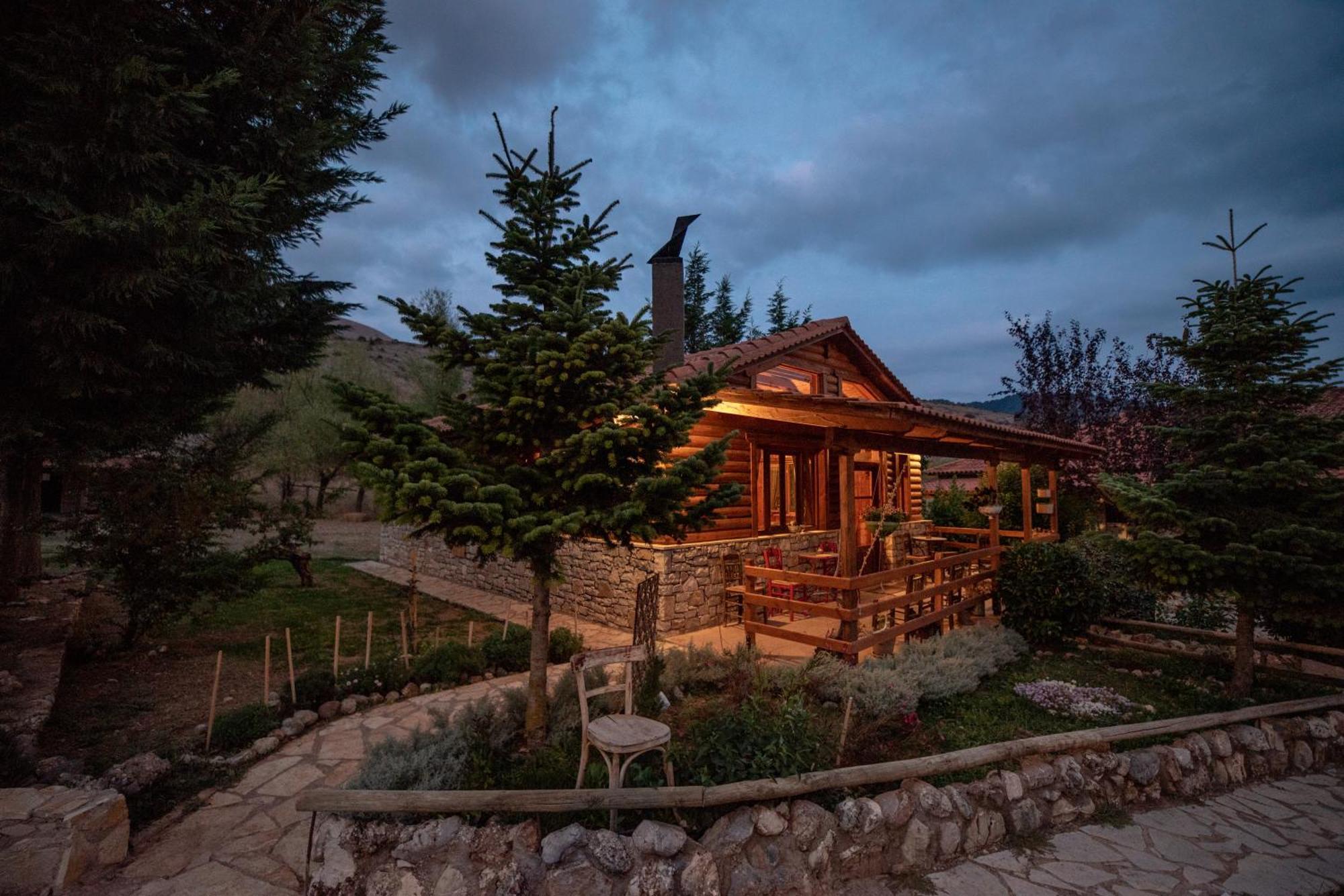 Orias Guesthouse&Farm Kalavryta Extérieur photo