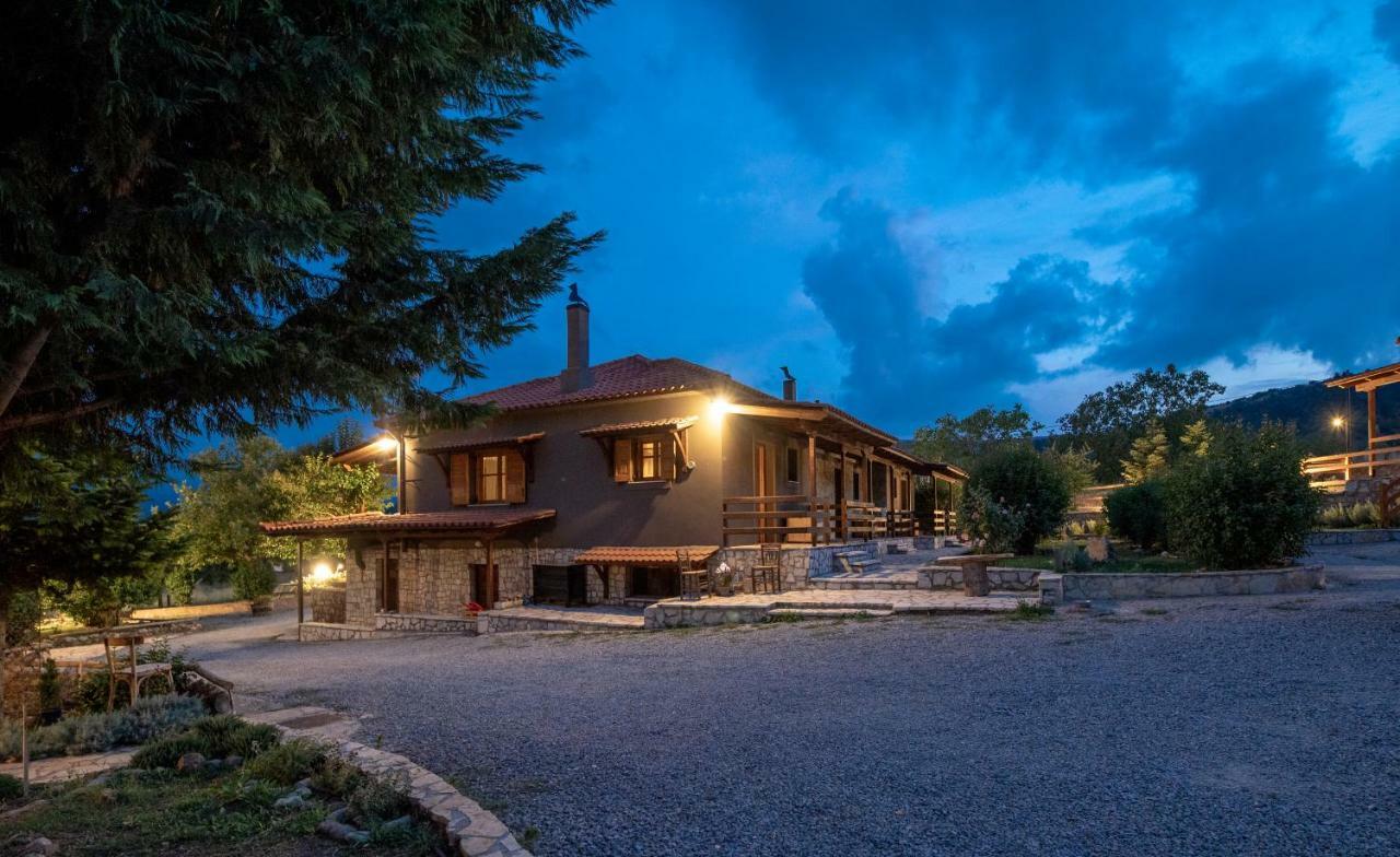 Orias Guesthouse&Farm Kalavryta Extérieur photo